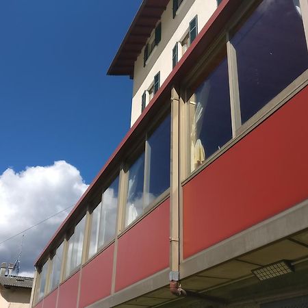 La Valle Del Drago Hotel Piazza Brembana Esterno foto